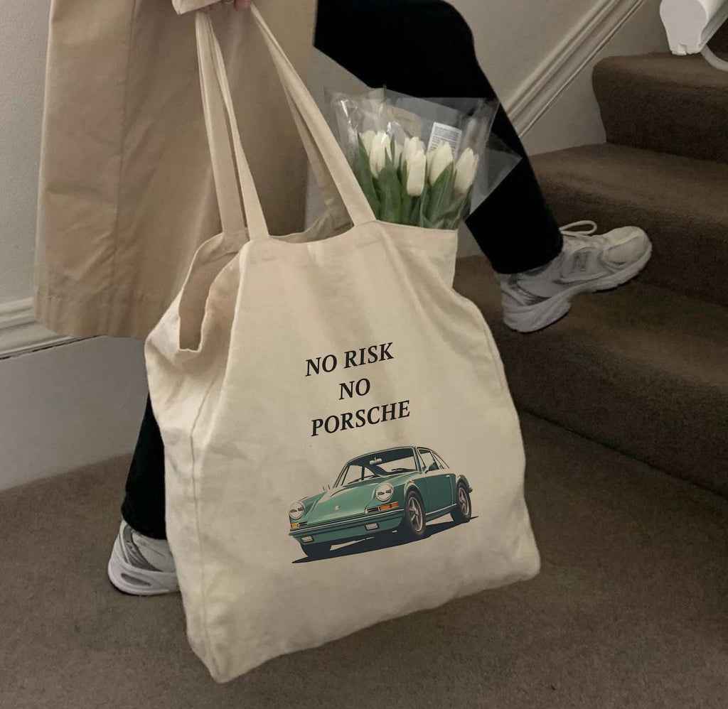 Schnieke Tragetasche "No Risk No Porsche"